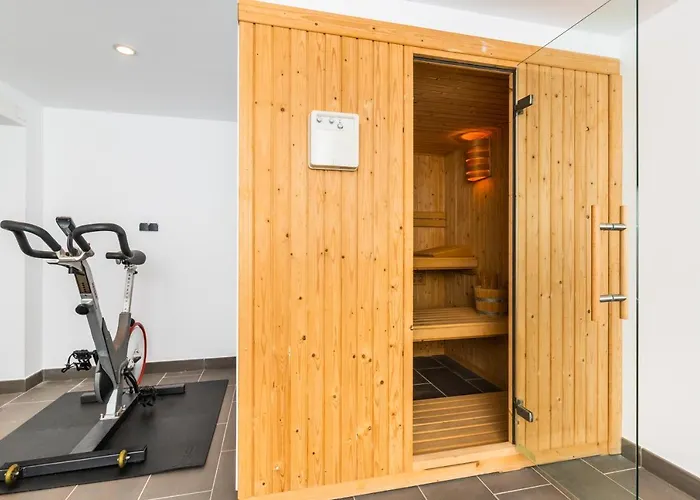 Villa Miramar By Glasir