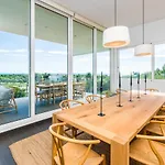 Villa Miramar By Glasir *