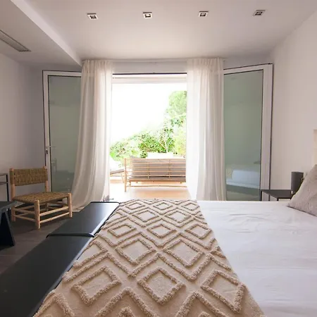 Miramar By Glasir Villa *