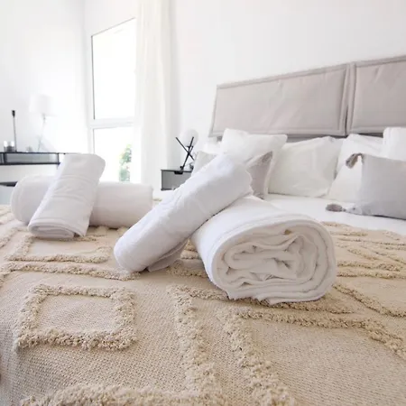 Miramar By Glasir Villa