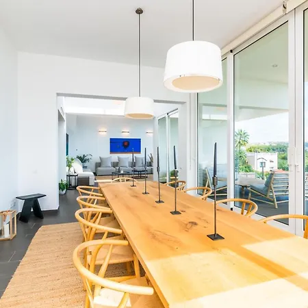 Miramar By Glasir Villa *