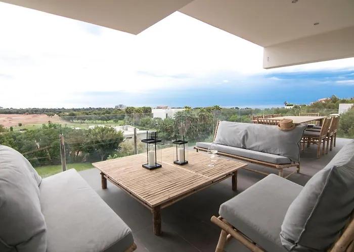 Miramar By Glasir Villa *