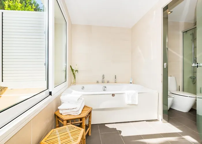 Miramar By Glasir Вілла