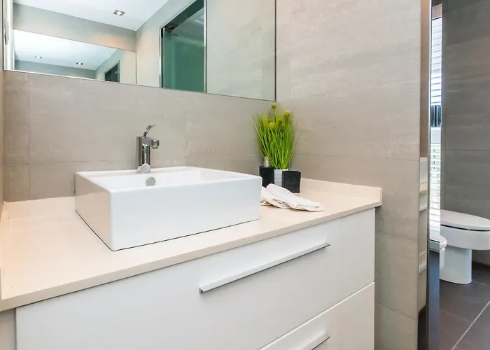 Вілла Miramar By Glasir